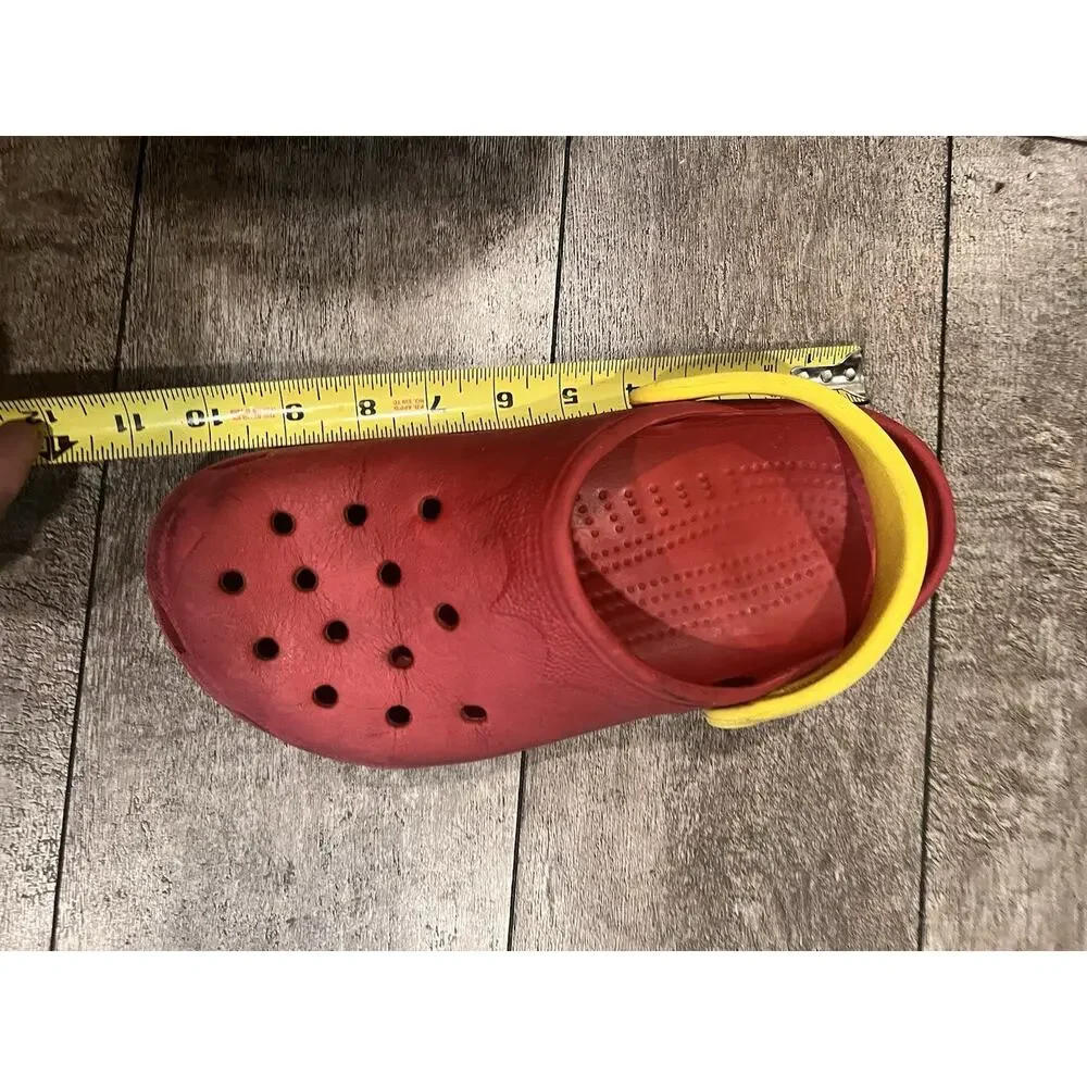 Crocs Classic Shoe Size 10.5 Red - Picture 9 of 13